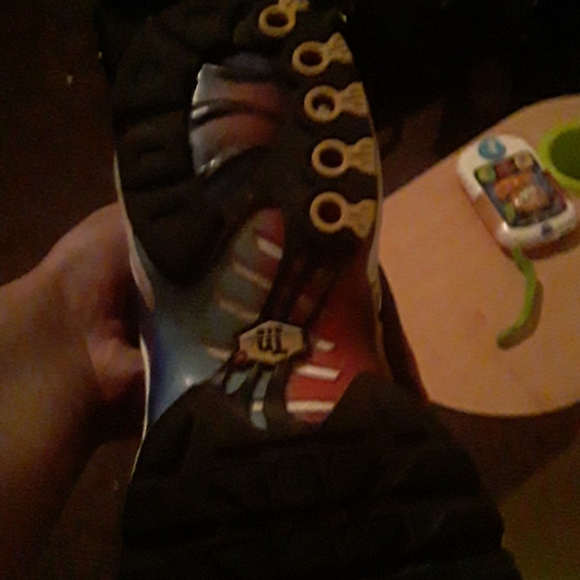 200 190 - Picture 3 of 4